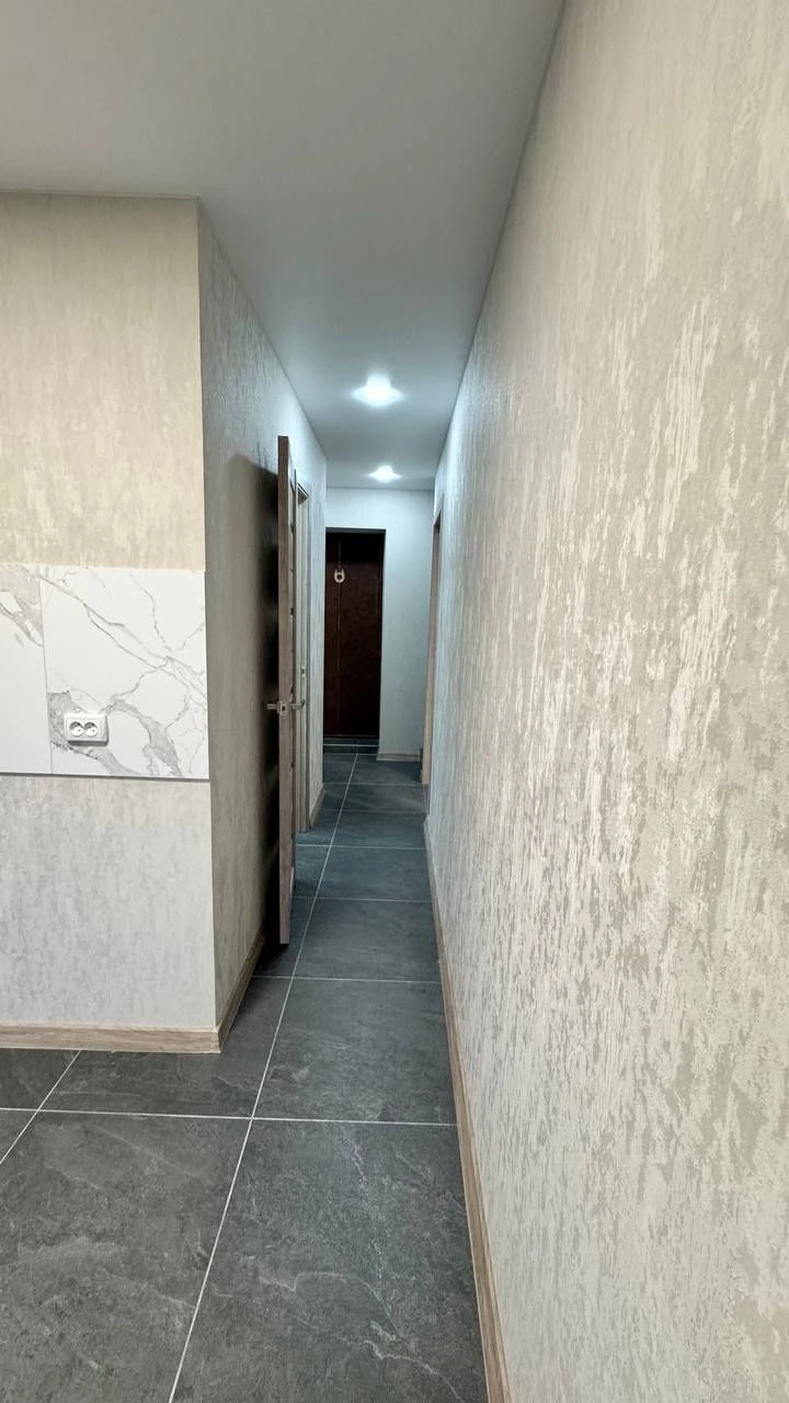 FOR SALE 2-bedroom apartment at вул. Приходька, 91 with renovation