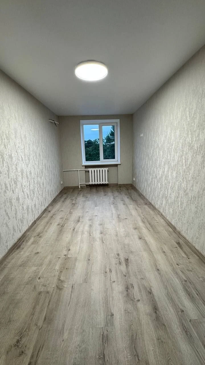 FOR SALE 2-bedroom apartment at вул. Приходька, 91 with renovation