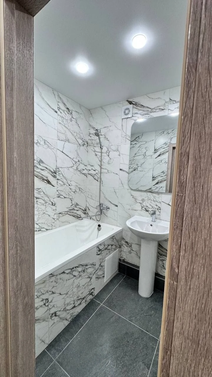 FOR SALE 2-bedroom apartment at вул. Приходька, 91 with renovation
