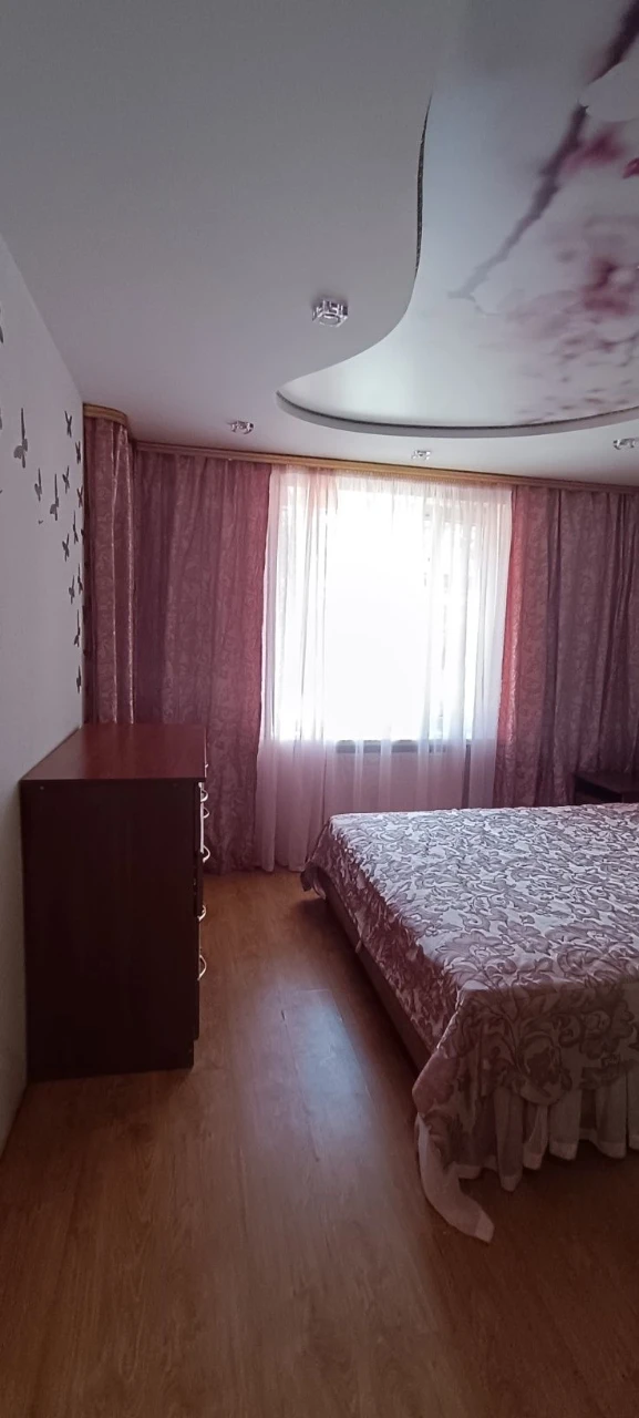 3-х кімнатна квартира, район Раківка