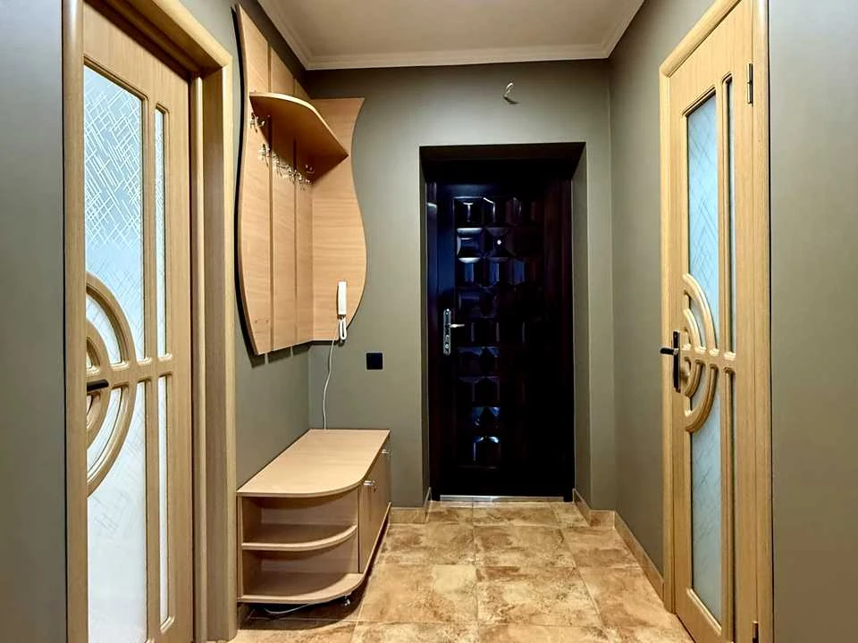 Apartment. Kremenchuk, Autokrazivsky Boulevard.