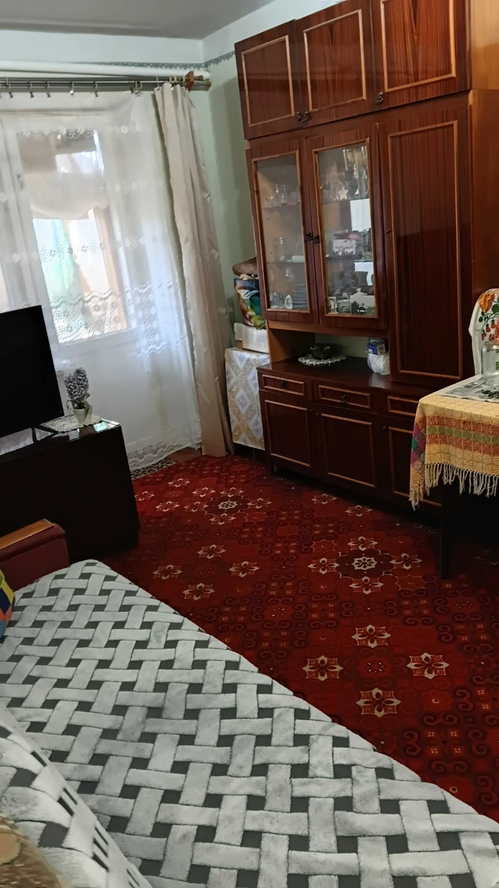 2-комнатная квартира на Набережной (вид на реку Днепр)