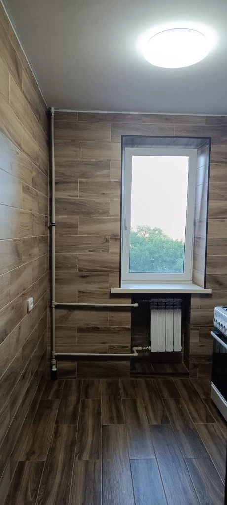 Однокімнатна квартира, Нагірна частина.