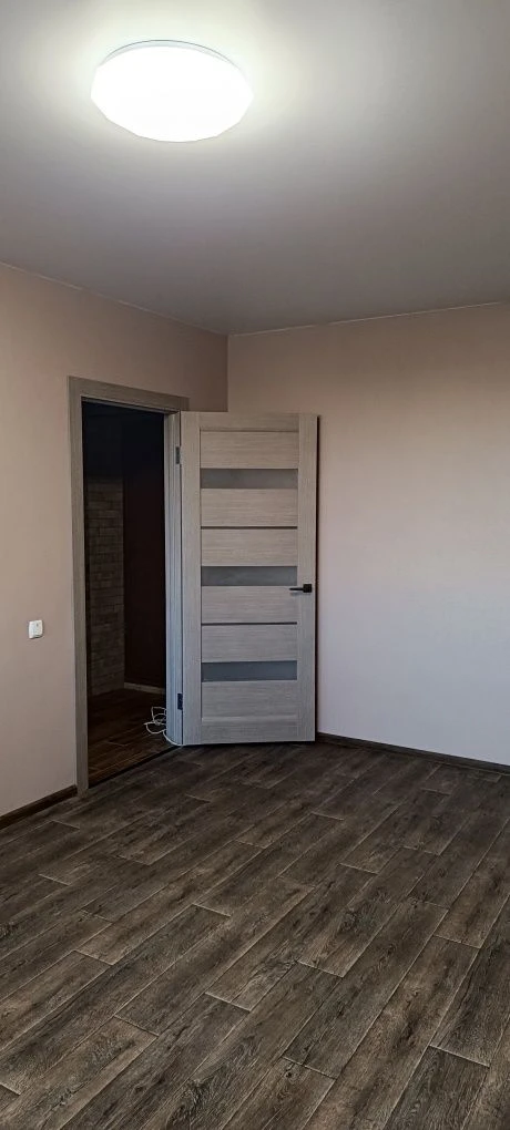 Однокімнатна квартира, Нагірна частина.