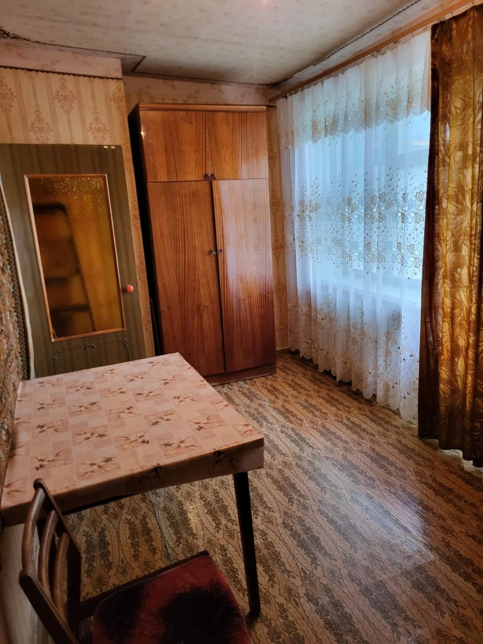 For Sale: 2-room apartment. Vodokanál area.