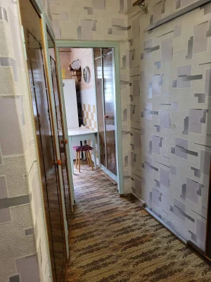 For Sale: 2-room apartment. Vodokanál area.
