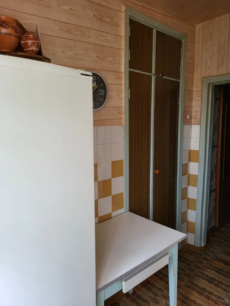 For Sale: 2-room apartment. Vodokanál area.
