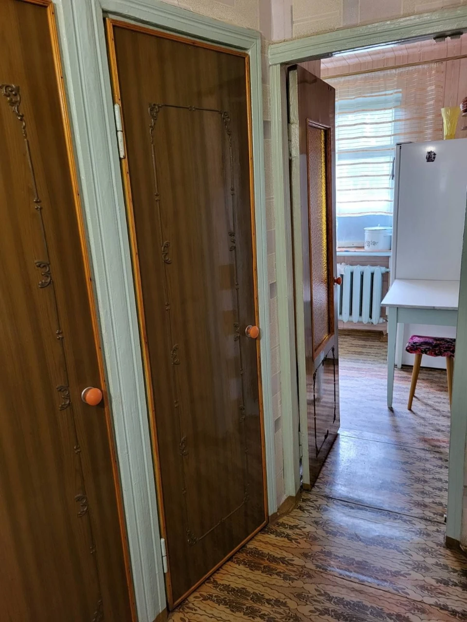 For Sale: 2-room apartment. Vodokanál area.