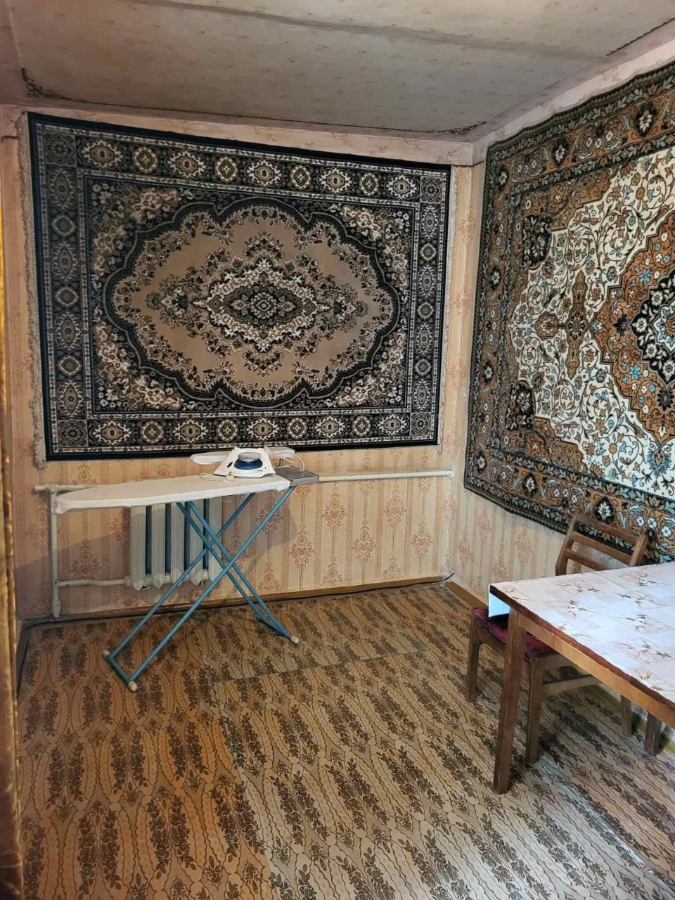 For Sale: 2-room apartment. Vodokanál area.