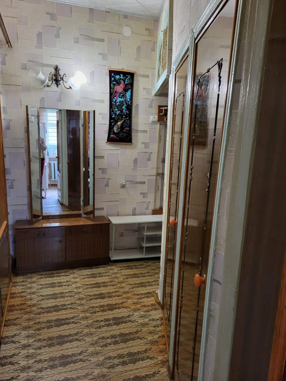 For Sale: 2-room apartment. Vodokanál area.