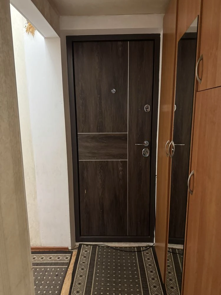 ТЕРМІНОВО продам 3 кімнатну квартиру