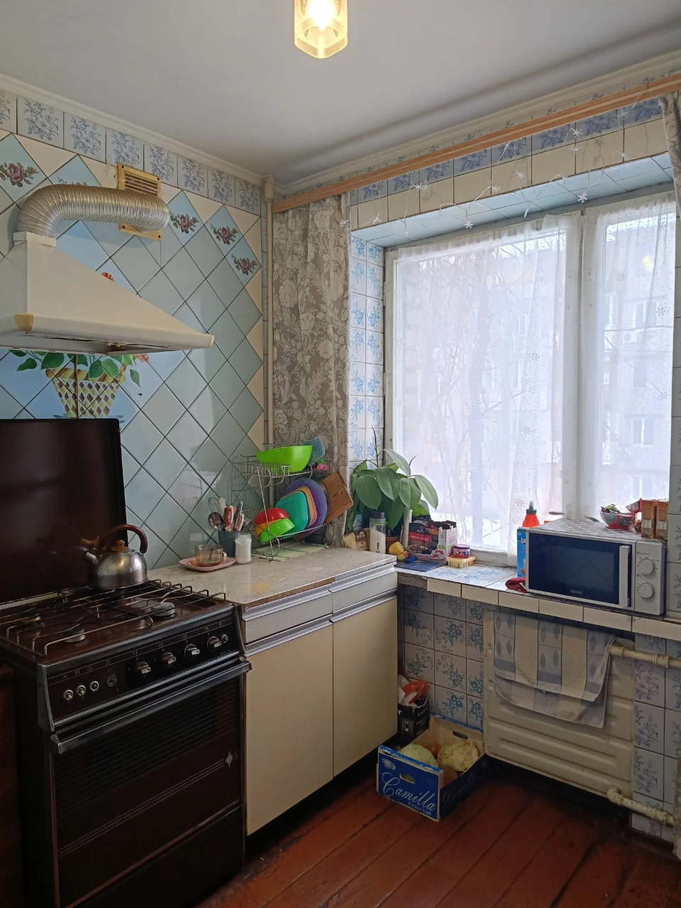Продам двухкомнатную квартиру. Проспект Свободы 61/17