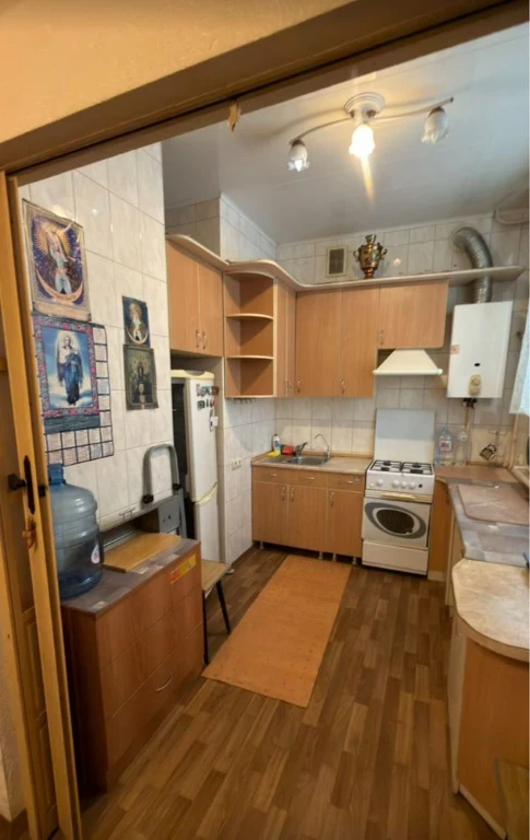 Продам 3-кімн.кв. по проспекту Свободи, зуп.Аптека