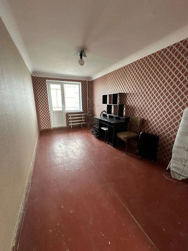Продам 3 кімнатну квартиру. Терміново