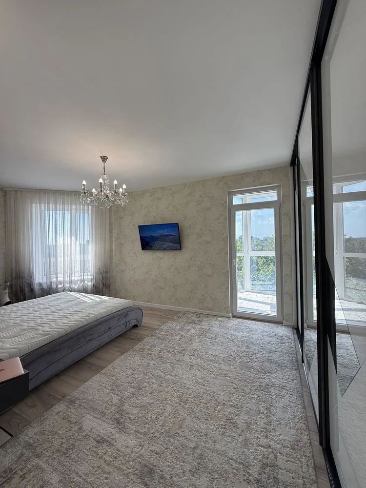 Продаж 3-кімнатної, Новобудова, 110,3м2, Центр, Преміум