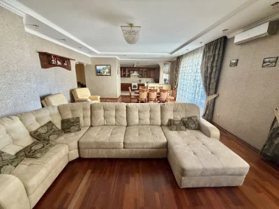 Ексклюзивна кв-ра 156 м2 самий центр - комфорт, простір та п