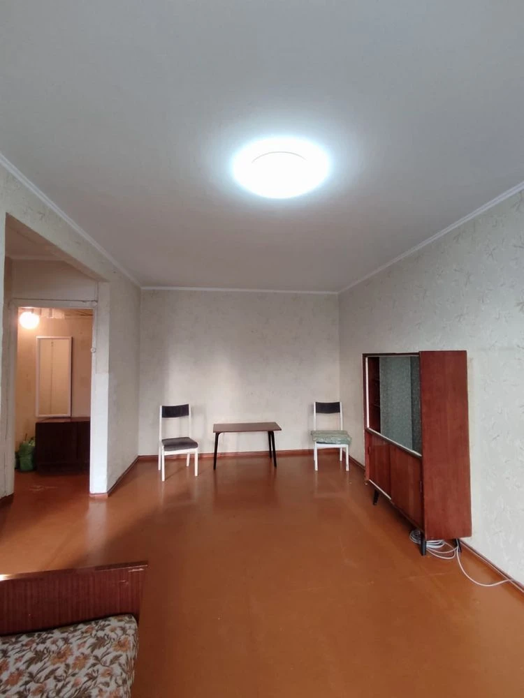 Продаж 2-кімнатної квартири в центрі Кременчука