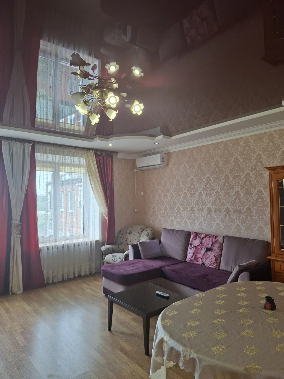 Продам 4-х кім квар, центр вул. Соборна, автономка,сауна,СЕР