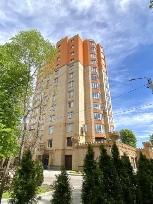 Продаж видової ексклюзивної квартри в Новобудові , з видом н