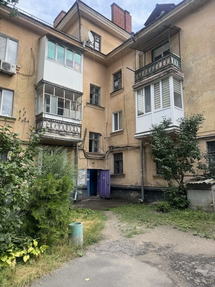 Продаж 2-х кім.квартири в Крюкові,вул. Приходько. Сертифікат