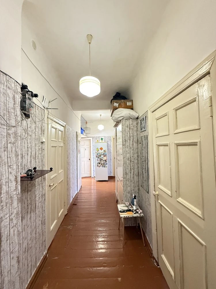 Продаж 3-кімнатної квартири, Центр, Соборна, 61м2, сталінка