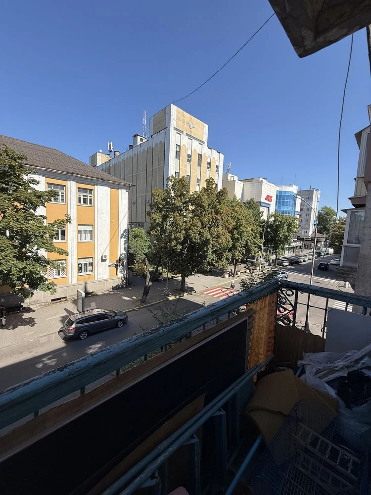 Продаж 3-кімнатної квартири, Центр, Соборна, 61м2, сталінка