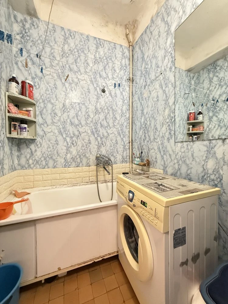 Продаж 3-кімнатної квартири, Центр, Соборна, 61м2, сталінка