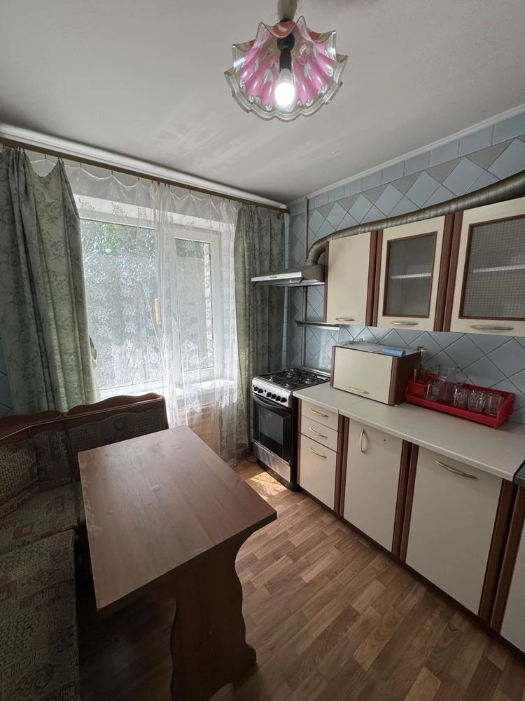 Продам 2 кімнатну квартиру