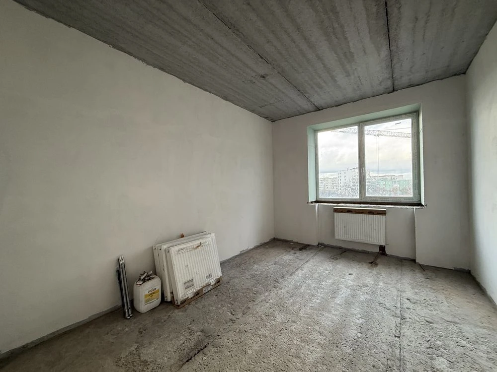Sale of a 3-room apartment, New Building, Individual Heating, Center