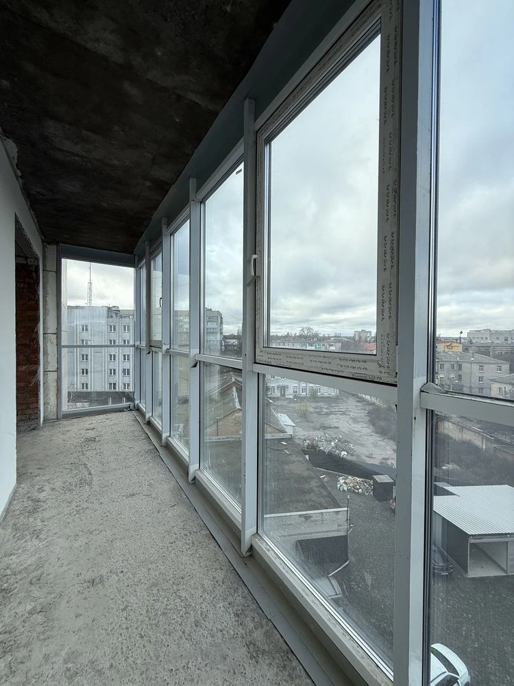 Sale of a 3-room apartment, New Building, Individual Heating, Center
