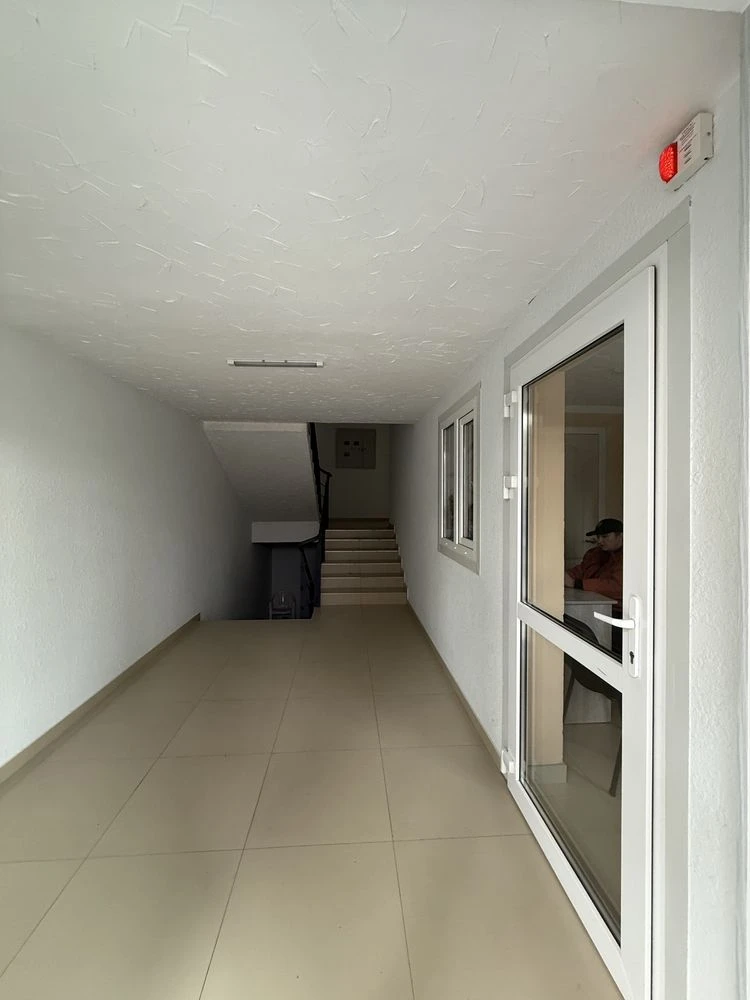 Sale of a 3-room apartment, New Building, Individual Heating, Center