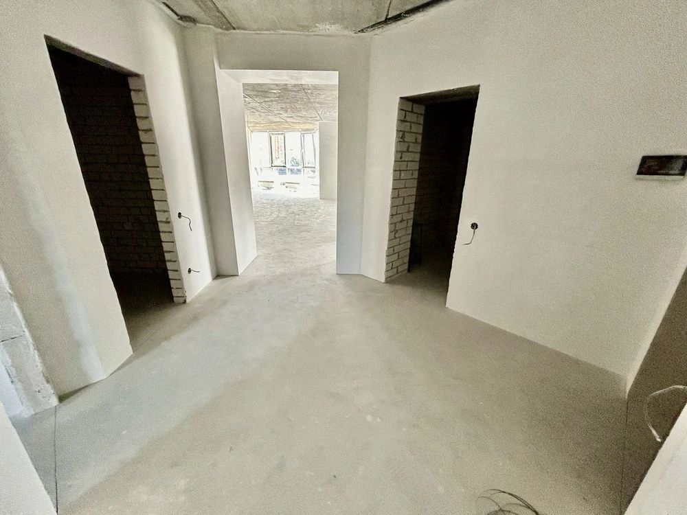 Продаж 3х в новобудові на центральцій площі Перемоги