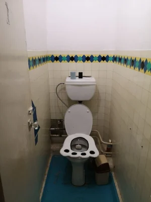 Продам 2 х кімн квартиру  з лоджією та балконом РАКОВКА