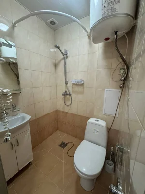*Продаж 1-к квартири в самому центрі!