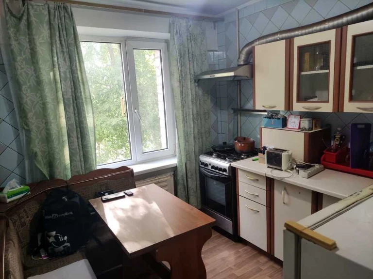 Квартира. Кременчук, Чумацький Шлях вул. (Олександра Сербиче