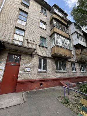 Продам 3 кімнатну квартиру на Гвардійській , поруч 18 школа