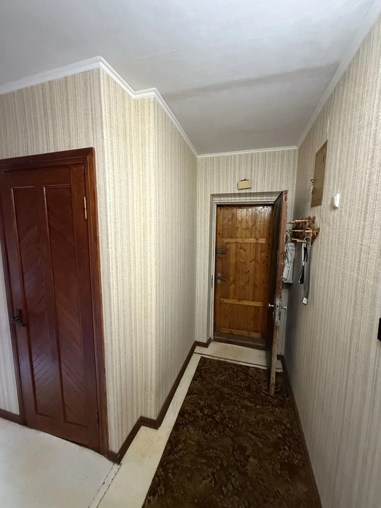 Продам 3 кімнатну квартиру на Гвардійській , поруч 18 школа