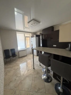 Продам 2 кімнатну квартиру в новобудові. Центр