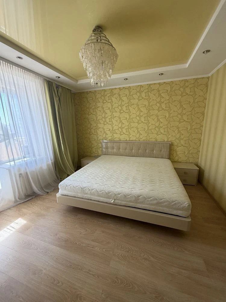 Продам 2 кімнатну квартиру в новобудові. Центр