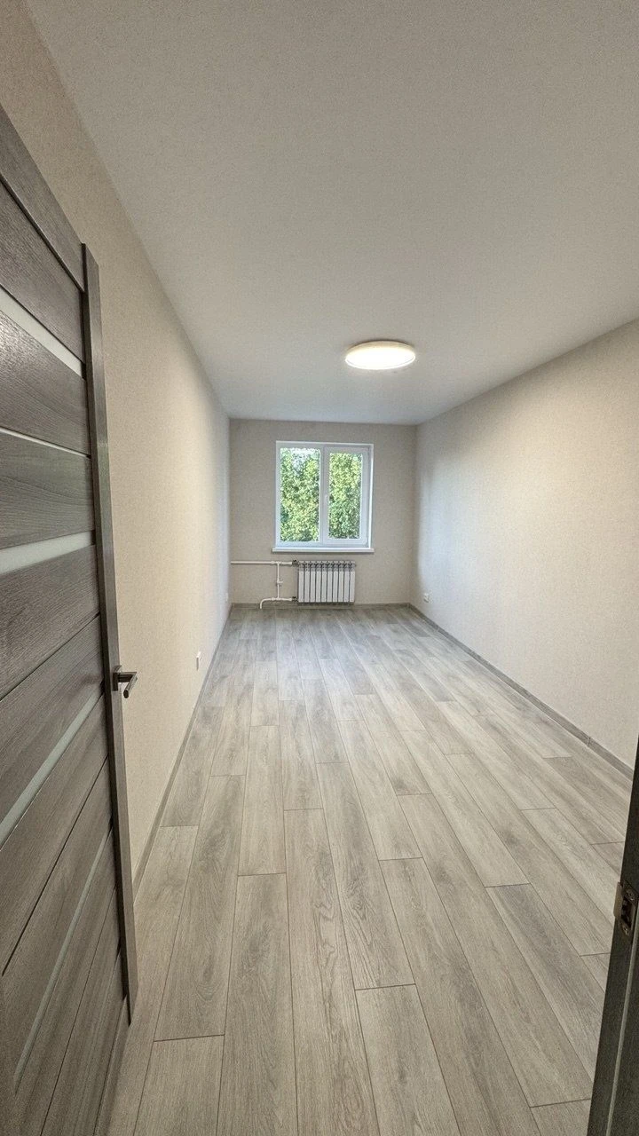 Продаж 2х-кімн квартири,  45 кв.м, з ремонтом, не кутова, 5/