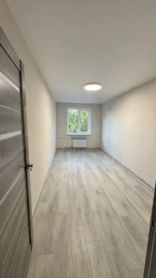 Продаж 2х-кімн квартири,  45 кв.м, з ремонтом, не кутова, 5/
