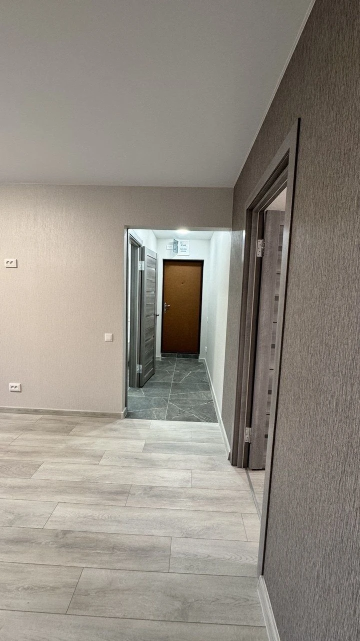 Продаж 2х-кімн квартири,  45 кв.м, з ремонтом, не кутова, 5/