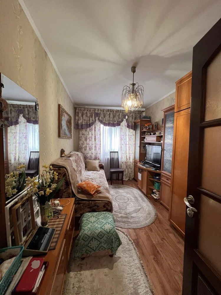 Продаж /3 кімнатноі / Героів Украіни