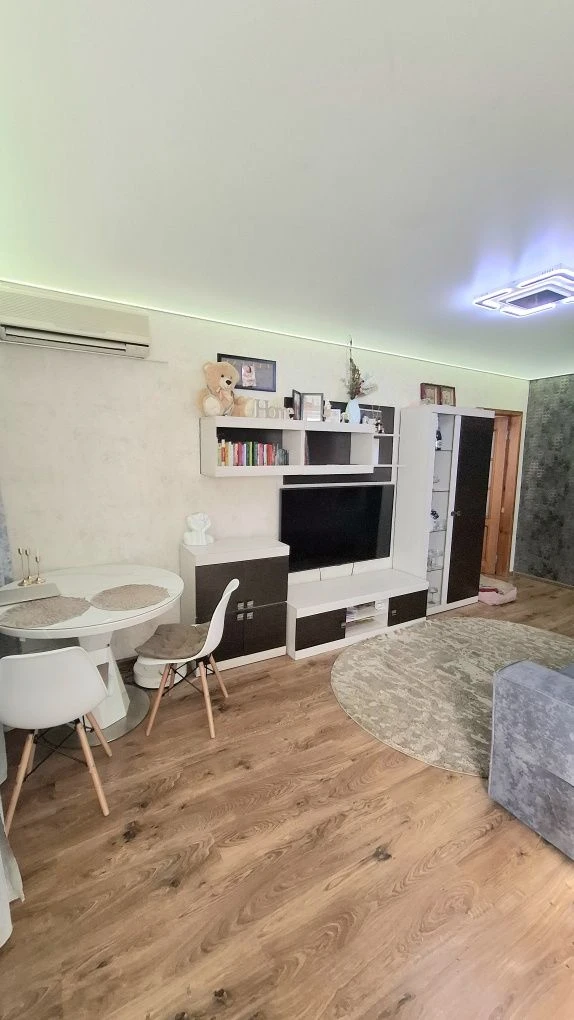 Продам 2 х кімн квартиру вул. Першотравнева, СЕРТИФІКАТ