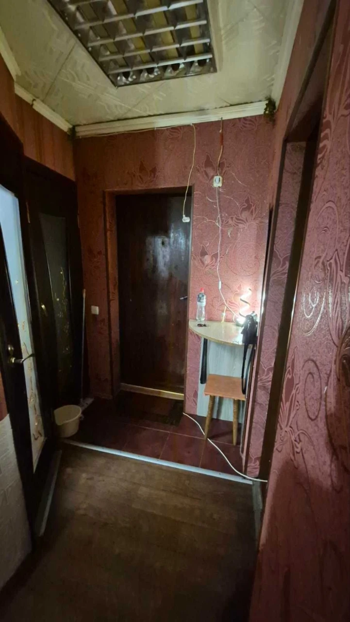 Продам однокімнатну квартиру на Молодіжному
