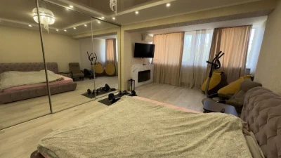 Продам 2-кімн.кв. по вул. І. Сердюка за Розеткою, центр