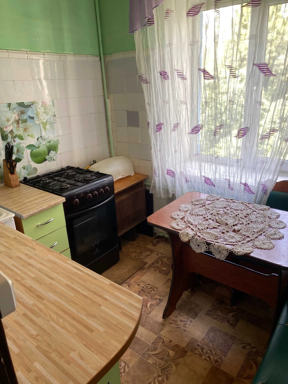 Без  комісії! Трикімнатна квартира в цегляному будинку.
