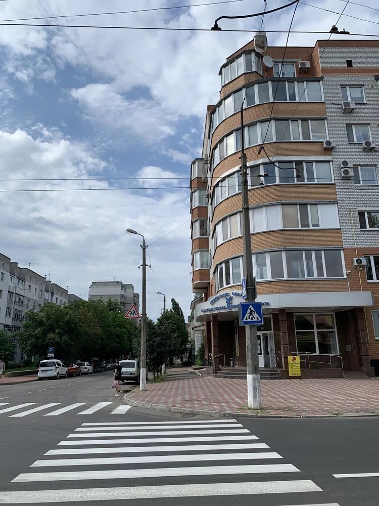 Продам двухуровневую квартиру на Первомайской, р-н Реч.вокза