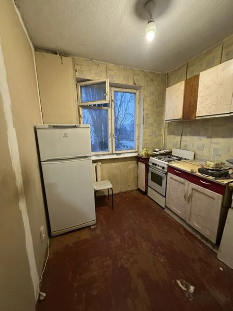 Продаж| 3|5 поверх | Кременчук | Івана Мазепи 52.