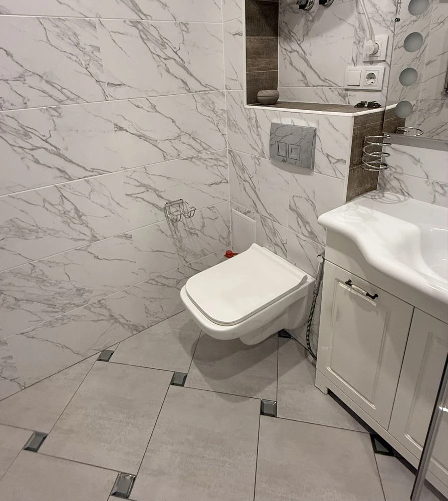 Продаж 3х кім в самому центрі.